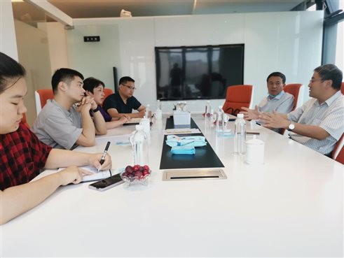 4f06976124be6f95ef7875648ba9b98