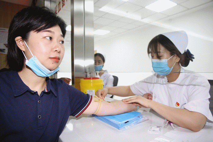 抽血.gif 抽血.gif