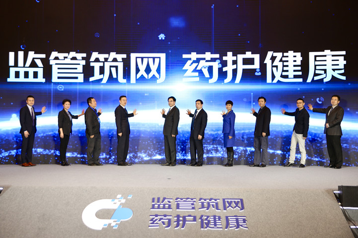 1668592789174040641.jpg 2.jpg