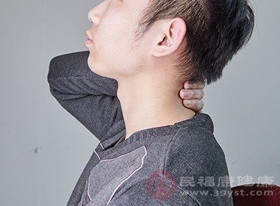 有的朋友出现落枕是因为身体过于疲劳