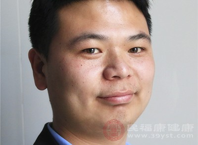喝酒后总是脸红