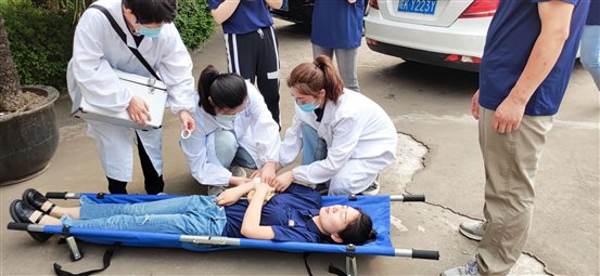 57542979BDCAE48EF82909F4E726154D