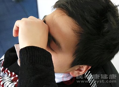 包括均衡饮食、保证充足的睡眠、坚持适当的运动和减轻压力等