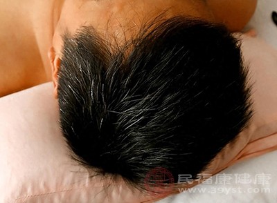 遗传性白发是由多种基因共同作用的结果