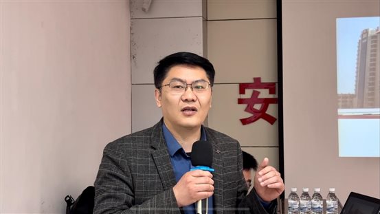 孟磊