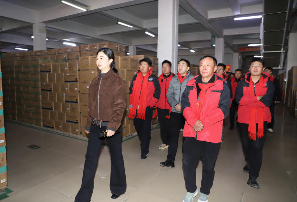 微信图片_20251205084925_385_14.jpg 微信图片_20251205084925_385_14.jpg